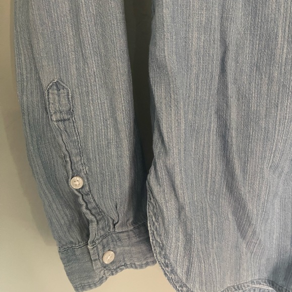 Abercrombie Denim chambray button down shirt, XS - Picture 5 of 6
